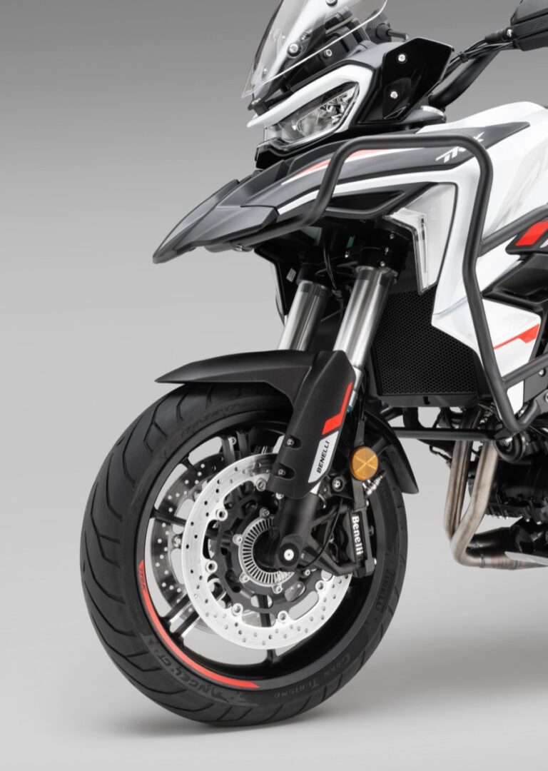 mdnmoto_benelli_trk702_2026 (2)