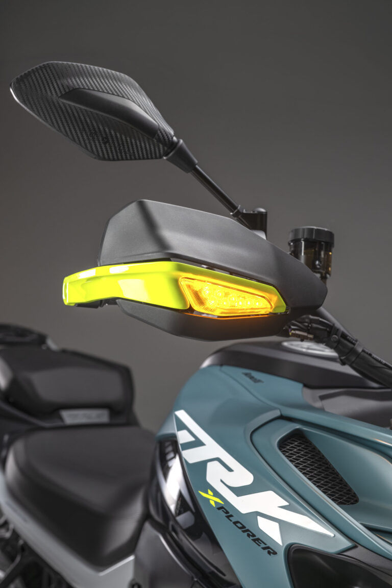 mdnmoto_benelli_trk902xplorer_2026 (2)