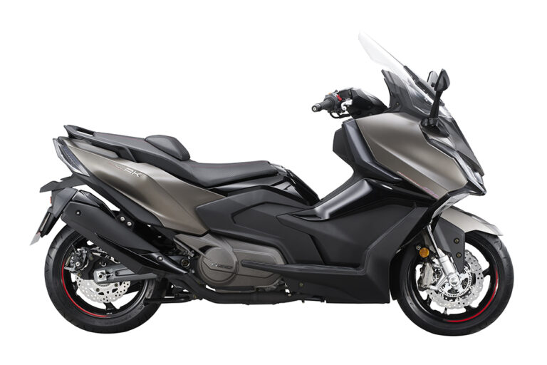 mdnmoto_kymco_ak550premium_2026 (1)