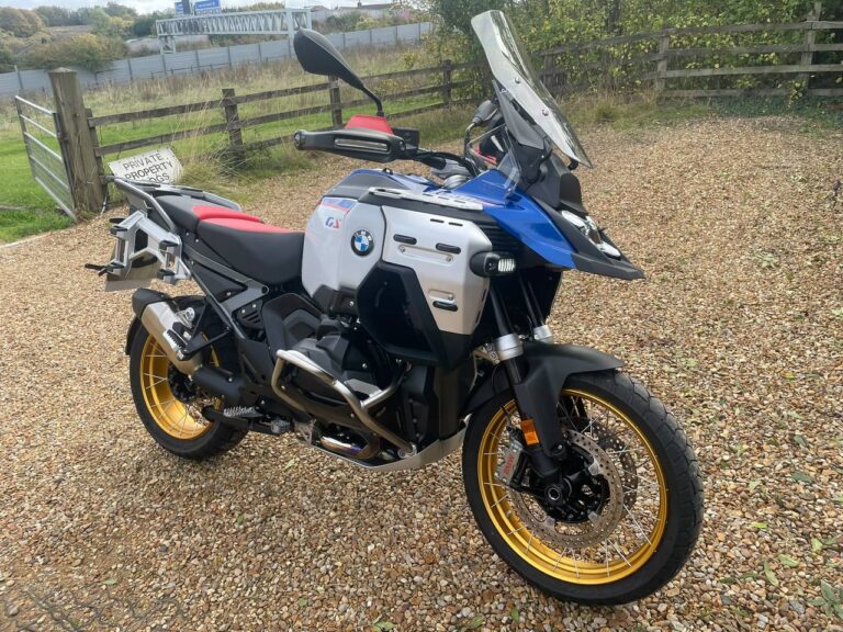 mdnmoto_bmw_r1300gs_adventure_2025 (1)