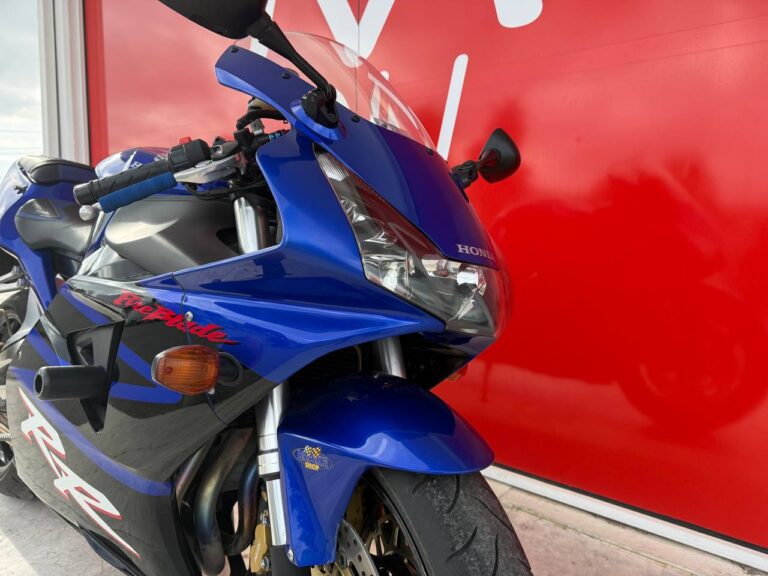 mdnmoto_honda_cbr954rr_2004 (4)
