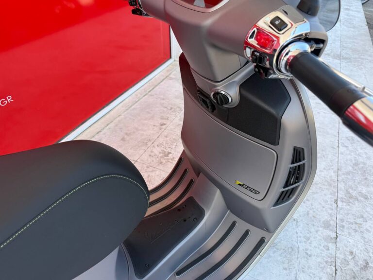 mdnmoto_piaggio_vespagts300_2025 (13)