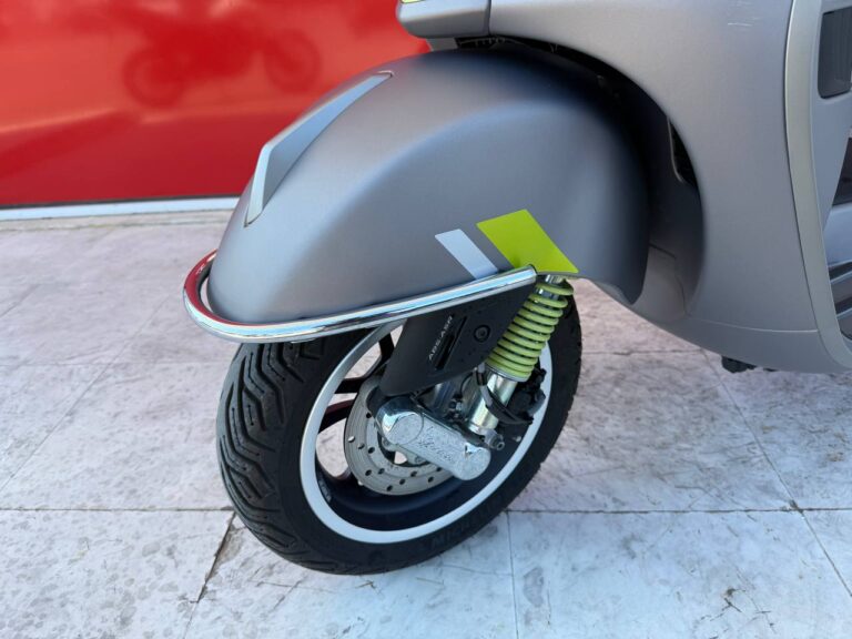 mdnmoto_piaggio_vespagts300_2025 (7)