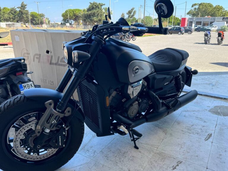 mdnmoto_qjmotor_srv600v_2026 (1)