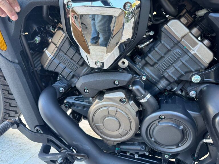 mdnmoto_qjmotor_srv600v_2026 (5)