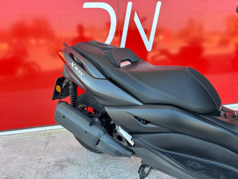 mdnmoto_yamaha_xmax3002018 (7)