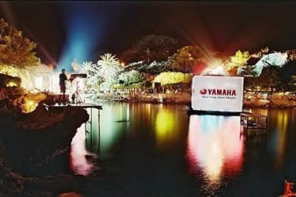 mdnmoto-gr_who-we-are_yamaha-rhodes